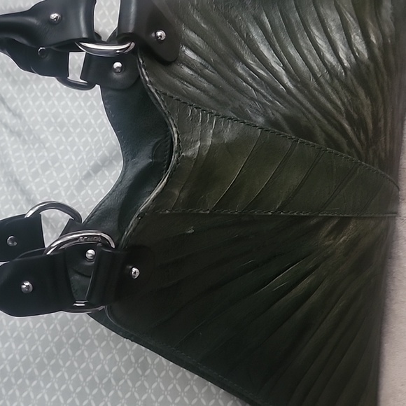 Fendi- Olive Trapezio bag - Picture 6 of 8